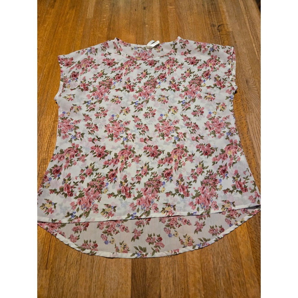 Live 4 Truth Women Medium Pink Cream Floral Chiffon Crew Neck High Low Blouse